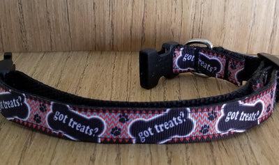 Leash/ Small/ Got Treats? Green Thalassa